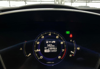 Подержанный автомобиль Honda Civic Hatchback 2007 года (14 фото)