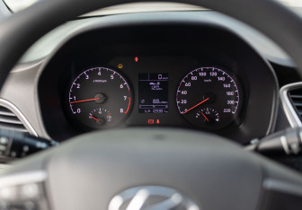 Подержанный автомобиль Hyundai Solaris Sedan 2017 года (13 фото)