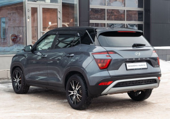 Подержанный автомобиль Hyundai Creta 2021 года (7 фото)