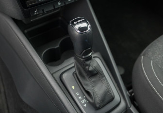 Подержанный автомобиль Skoda Rapid Liftback 2020 года (15 фото)