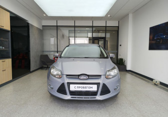 Подержанный автомобиль Ford Focus Sedan 2012 года (2 фото)