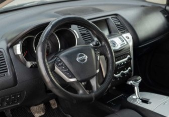 Подержанный автомобиль Nissan Murano Suv 2011 года (11 фото)