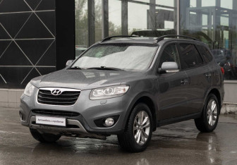 Подержанный автомобиль Hyundai Santa Fe 2012 года (1 фото)