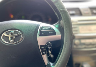 Подержанный автомобиль Toyota Camry Sedan 2007 года (13 фото)