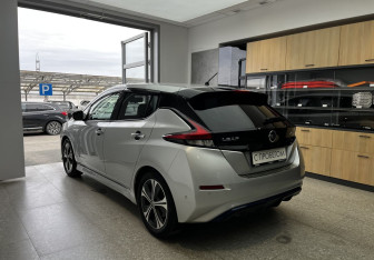 Подержанный автомобиль Nissan Leaf 2018 года (4 фото)