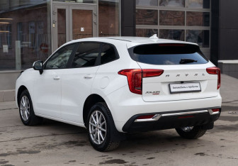 Подержанный автомобиль Haval Jolion 2022 года (7 фото)
