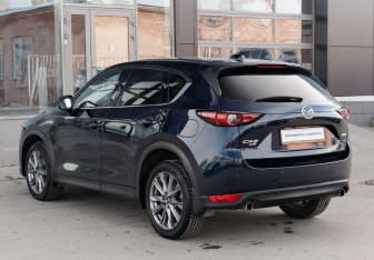 Подержанный автомобиль Mazda CX-5 2020 года (7 фото)