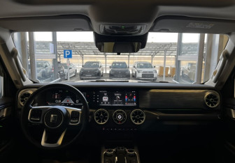 Подержанный автомобиль Tank 300 2023 года (10 фото)