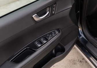 Подержанный автомобиль Kia Optima Sedan 2019 года (17 фото)