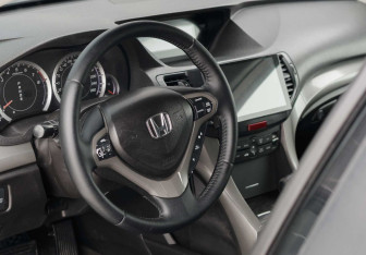 Подержанный автомобиль Honda Accord Sedan 2008 года (11 фото)