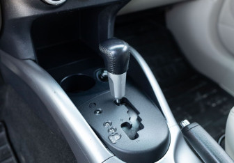 Подержанный автомобиль Mitsubishi Outlander 2008 года (16 фото)