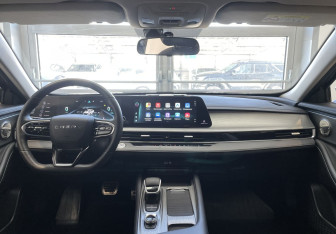 Подержанный автомобиль Chery Arrizo 8 2023 года (10 фото)