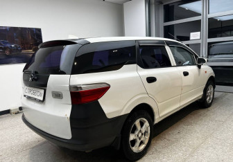 Подержанный автомобиль Honda Partner 2007 года (5 фото)