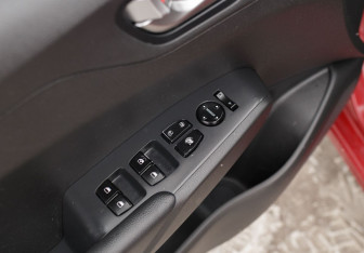 Подержанный автомобиль Hyundai Solaris Sedan 2020 года (16 фото)