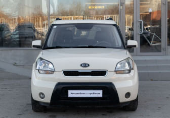 Подержанный автомобиль Kia Soul 2011 года (2 фото)