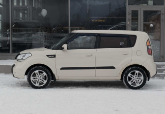 Подержанный автомобиль Kia Soul 2010 года (8 фото)