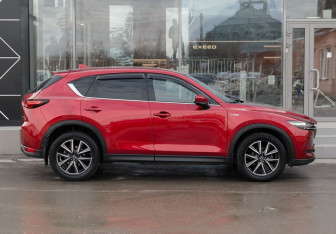 Подержанный автомобиль Mazda CX-5 2018 года (4 фото)