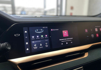 Подержанный автомобиль Geely Monjaro 2023 года (19 фото)