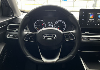 Подержанный автомобиль Geely Emgrand 2023 года (11 фото)