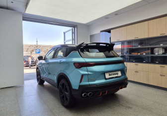 Подержанный автомобиль Geely Coolray 2023 года (6 фото)