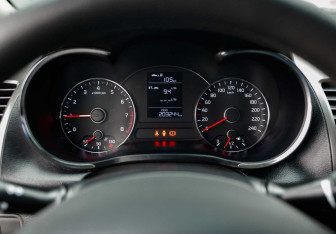 Подержанный автомобиль Kia Cerato Sedan 2013 года (13 фото)