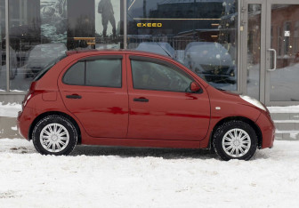 Подержанный автомобиль Nissan Micra Hatchback 2007 года (4 фото)