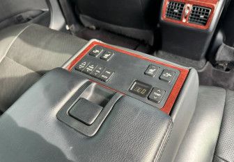 Подержанный автомобиль Toyota Camry Sedan 2013 года (15 фото)