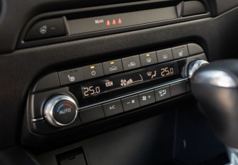 Подержанный автомобиль Mazda CX-5 2021 года (15 фото)