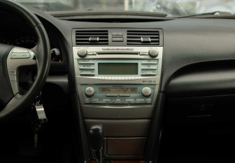 Подержанный автомобиль Toyota Camry Sedan 2008 года (15 фото)