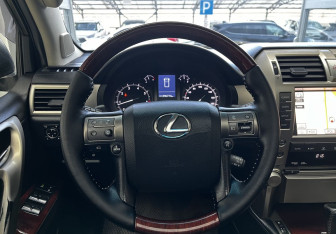 Подержанный автомобиль Lexus GX 2012 года (10 фото)