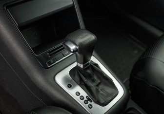 Подержанный автомобиль Volkswagen Tiguan 2009 года (14 фото)