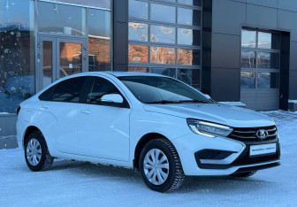 Подержанный автомобиль LADA (ВАЗ) Vesta Sedan 2023 года (7 фото)