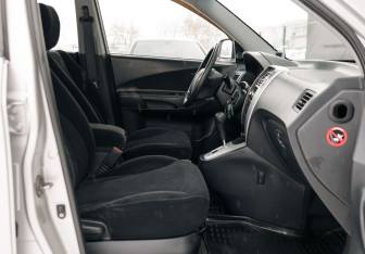 Подержанный автомобиль Hyundai Tucson 2007 года (18 фото)