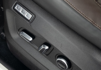 Подержанный автомобиль Chery Tiggo 8 Pro 2022 года (20 фото)