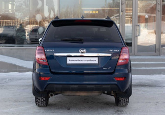 Подержанный автомобиль Lifan X60 2016 года (6 фото)