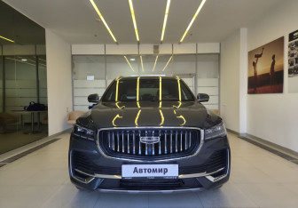 Подержанный автомобиль Geely Monjaro 2023 года (2 фото)