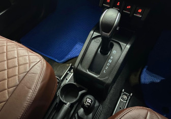 Подержанный автомобиль Suzuki Jimny 2020 года (8 фото)