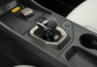 Подержанный автомобиль Jetour Dashing 2023 года (16 фото)