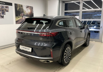 Подержанный автомобиль Exeed TXL 2024 года (5 фото)