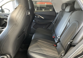 Подержанный автомобиль Omoda C5 2023 года (9 фото)