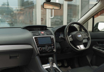 Подержанный автомобиль Subaru Levorg 2014 года (21 фото)