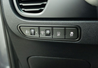 Подержанный автомобиль Kia Rio Sedan 2021 года (17 фото)