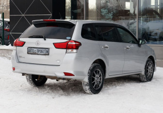 Подержанный автомобиль Toyota Corolla Wagon 2018 года (5 фото)