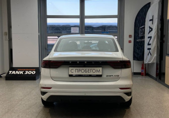 Подержанный автомобиль Geely Emgrand 2024 года (6 фото)