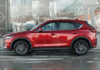 Подержанный автомобиль Mazda CX-5 2021 года (8 фото)
