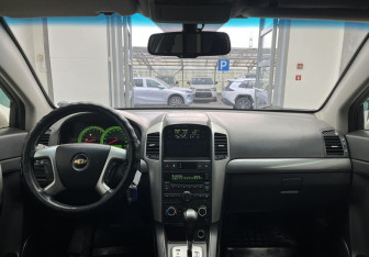 Подержанный автомобиль Chevrolet Captiva 2008 года (9 фото)
