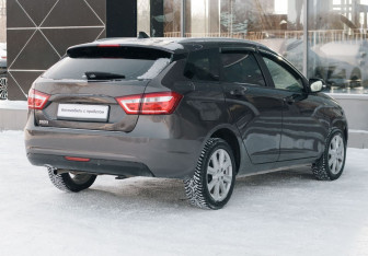 Подержанный автомобиль LADA (ВАЗ) Vesta Wagon 2021 года (5 фото)