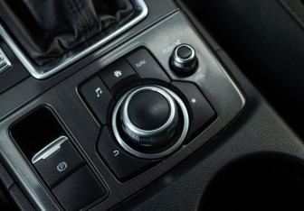 Подержанный автомобиль Mazda CX-5 2015 года (16 фото)