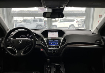 Подержанный автомобиль Acura MDX 2014 года (10 фото)