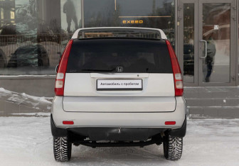 Подержанный автомобиль Honda HR-V 1998 года (6 фото)